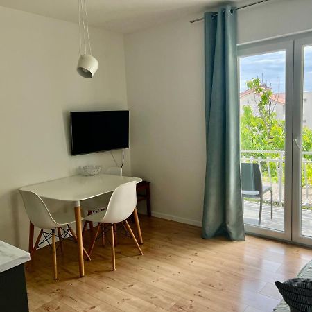 Apartment Udovicic Vodice Exteriör bild
