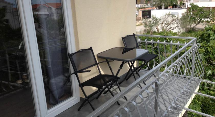 Apartment Udovicic Vodice Rum bild