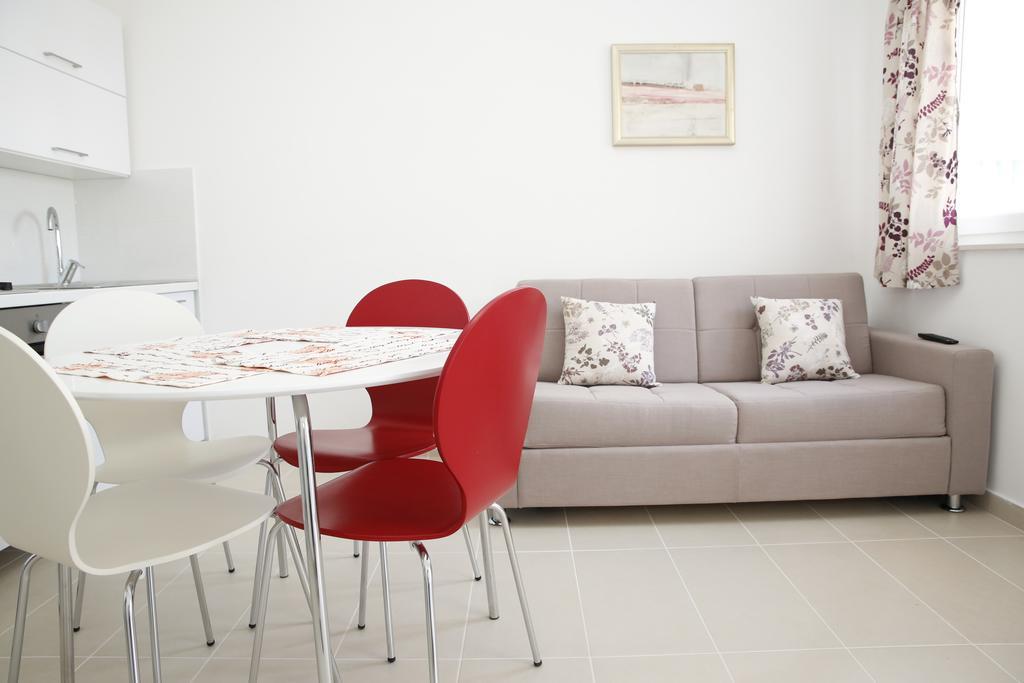 Apartment Udovicic Vodice Rum bild