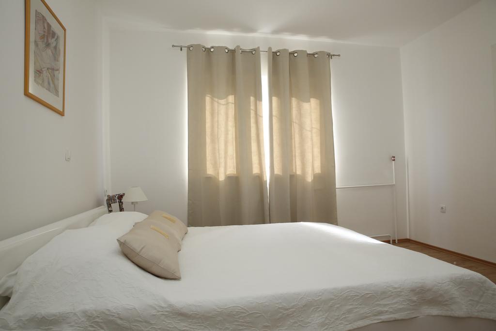 Apartment Udovicic Vodice Rum bild
