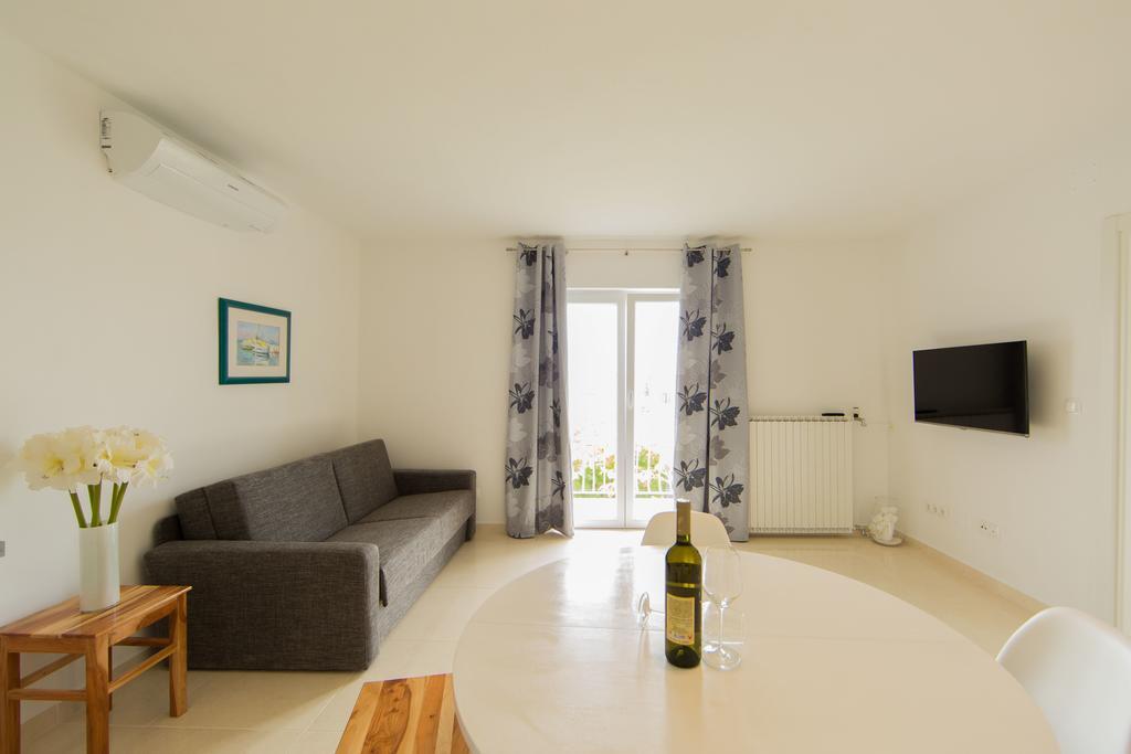 Apartment Udovicic Vodice Rum bild