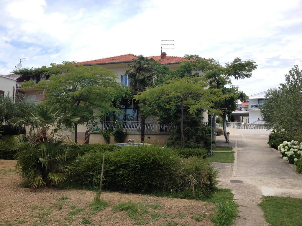 Apartment Udovicic Vodice Rum bild