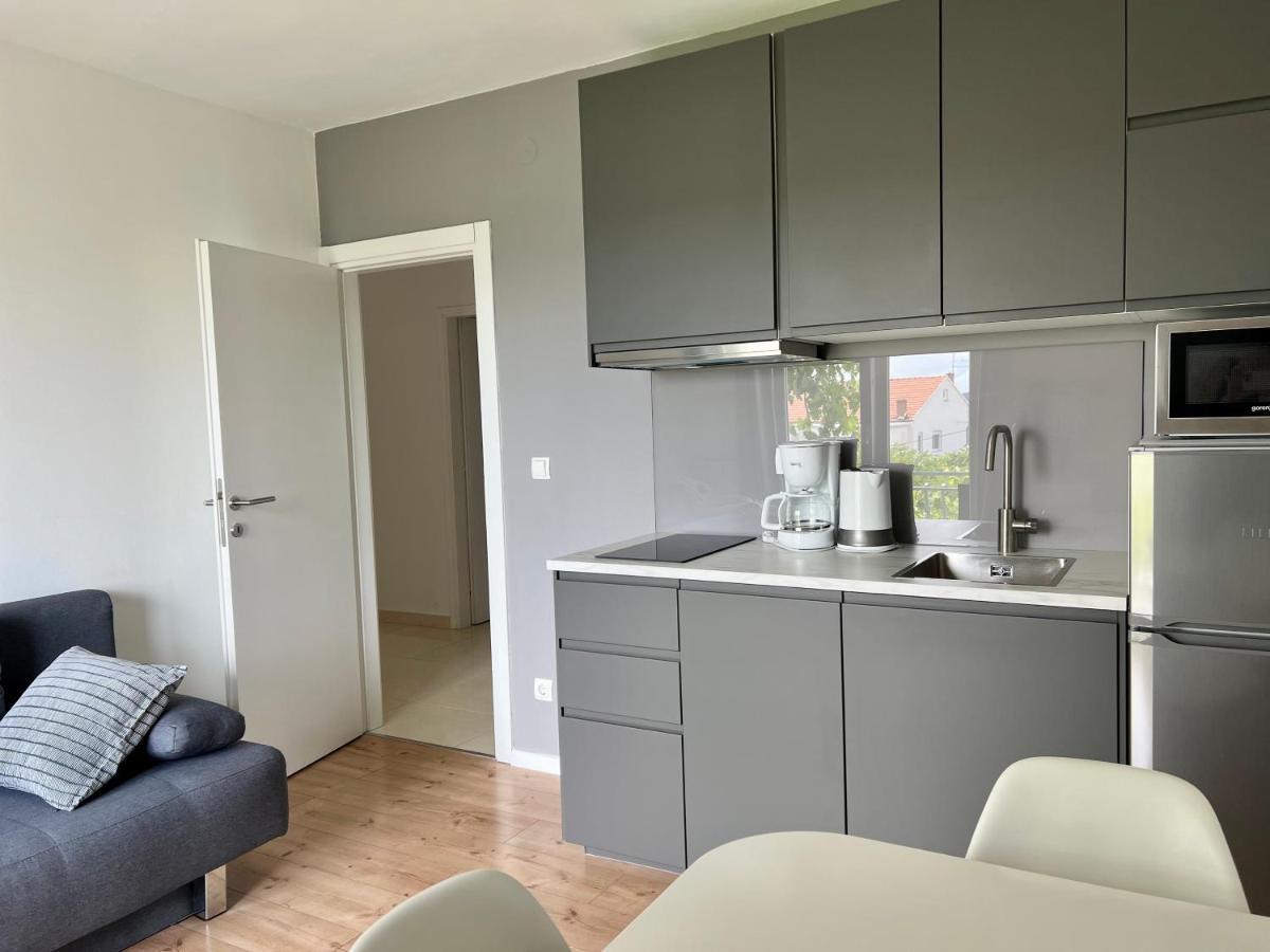 Apartment Udovicic Vodice Exteriör bild